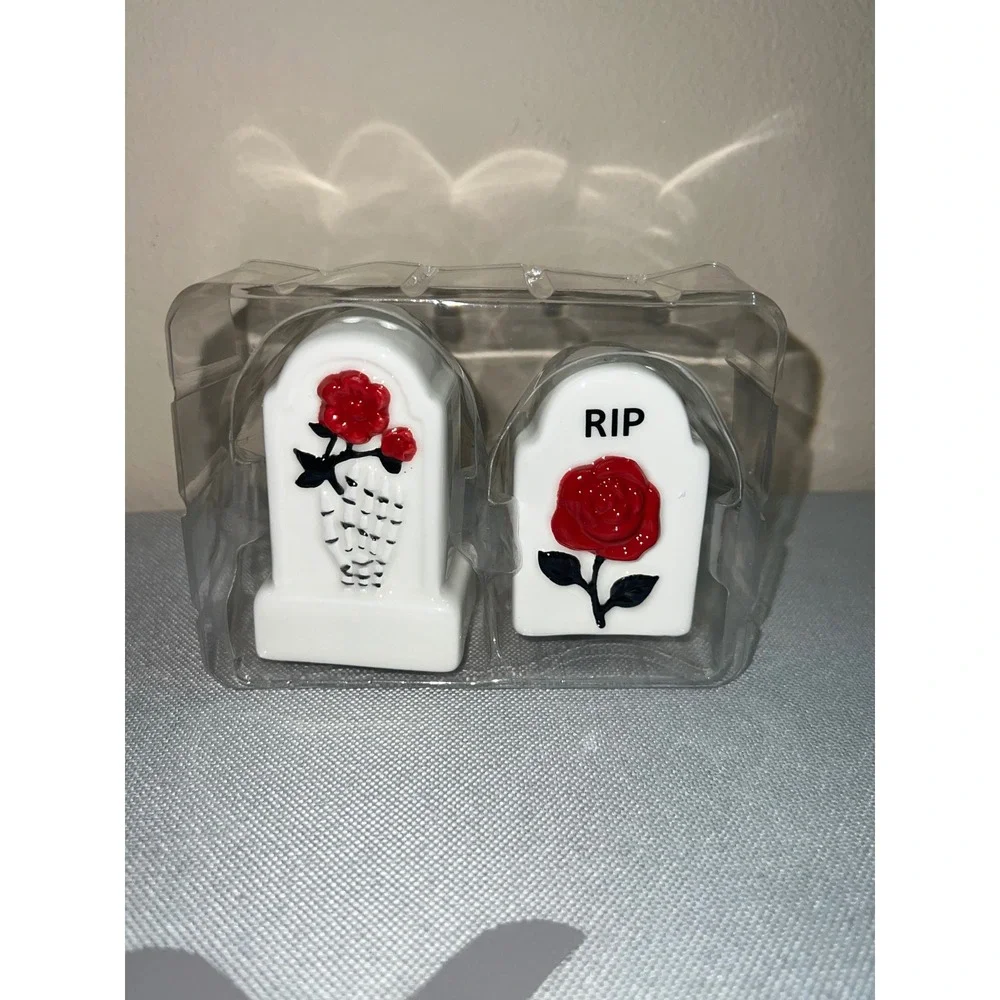Tombstone Salt and Pepper Shaker Set Halloween Gothic RIP Rose Ceramic White Red